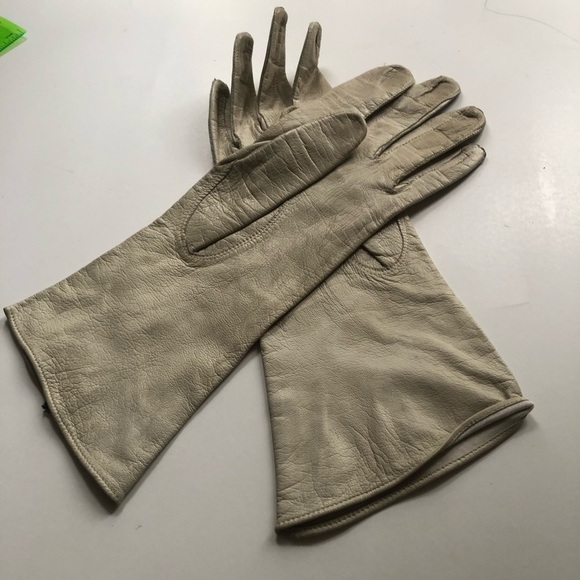 Cream Opera Length Leather Gloves - Picture 7 of 8